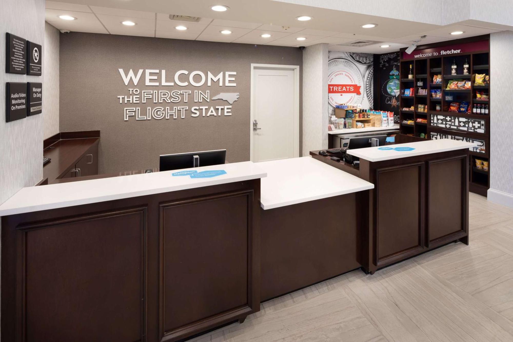 Hampton Inn And Suites Asheville Airport Φλέτσερ Εξωτερικό φωτογραφία